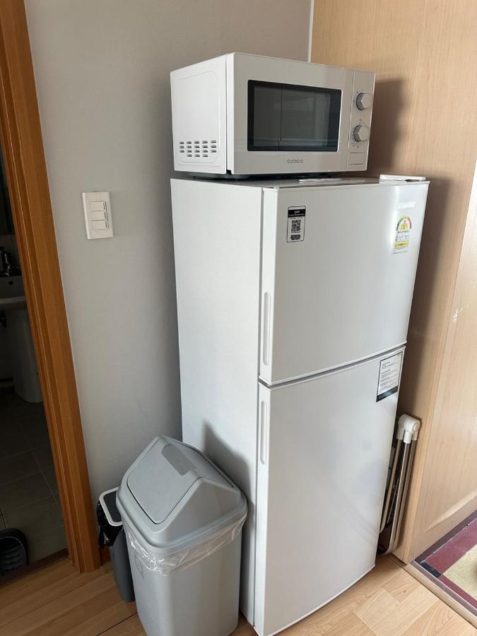 Hongdae Guesthouse 1Min From Hongik Uni Station Exit #1 首爾 外观 照片